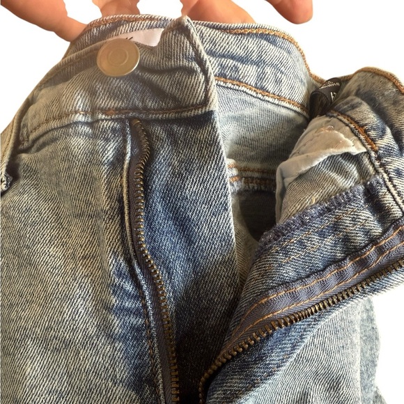 Celebrity Pink Juniors Acid Wash Distressed Blue Denim Shorts EUC Size 9/29 - Picture 8 of 14